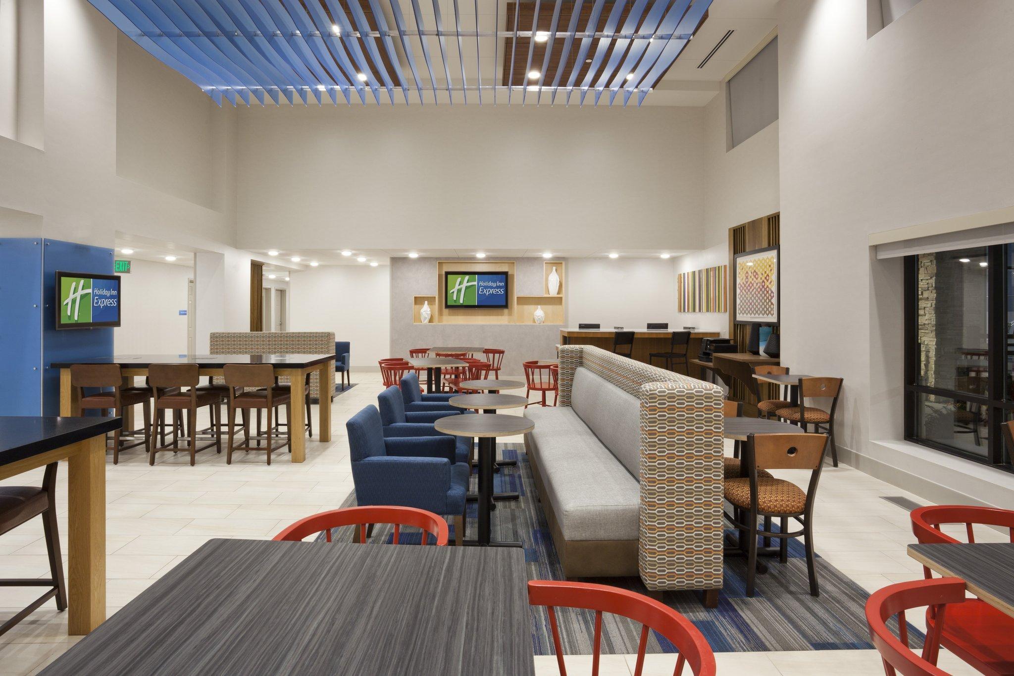 Holiday Inn Express Hotel & Suites Minneapolis-Golden Valley By Ihg St. Louis Park Dış mekan fotoğraf