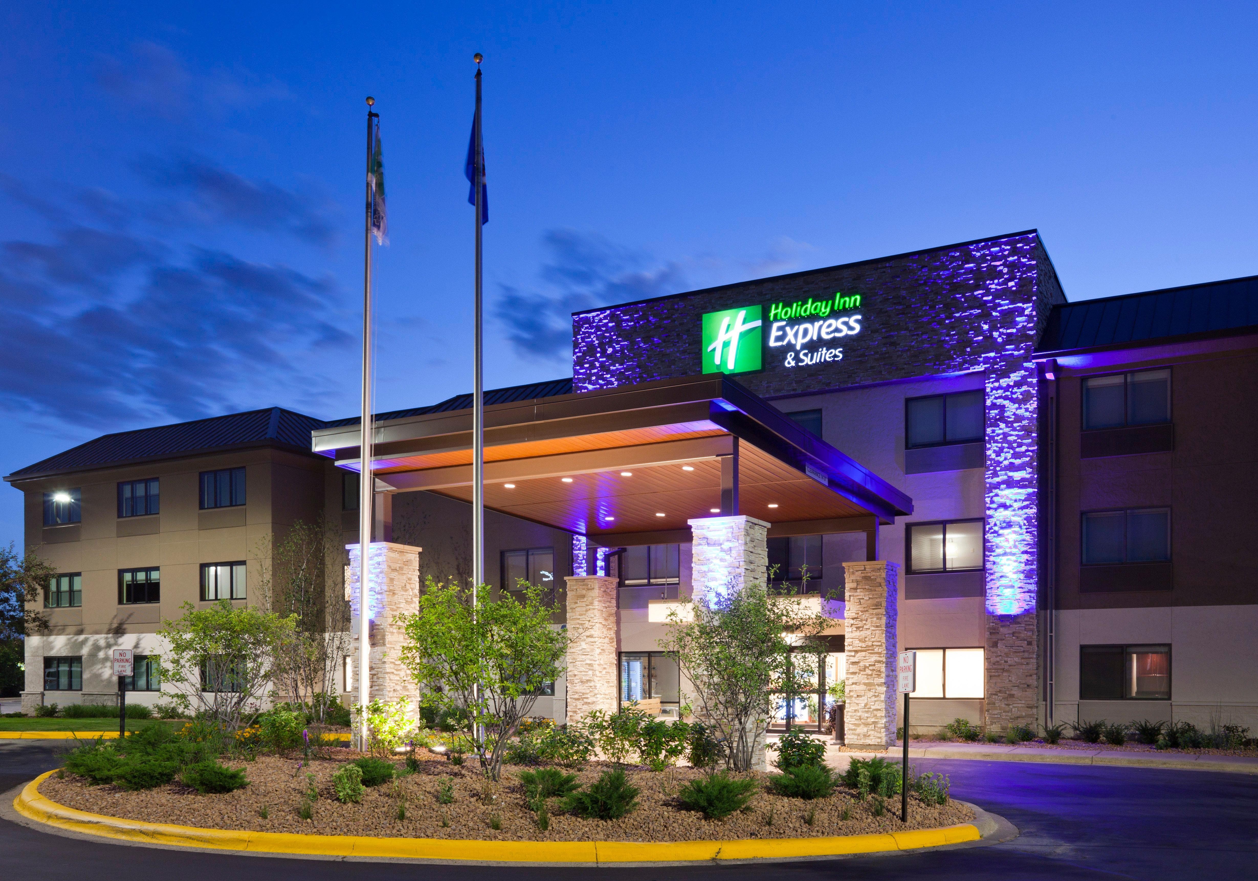 Holiday Inn Express Hotel & Suites Minneapolis-Golden Valley By Ihg St. Louis Park Dış mekan fotoğraf