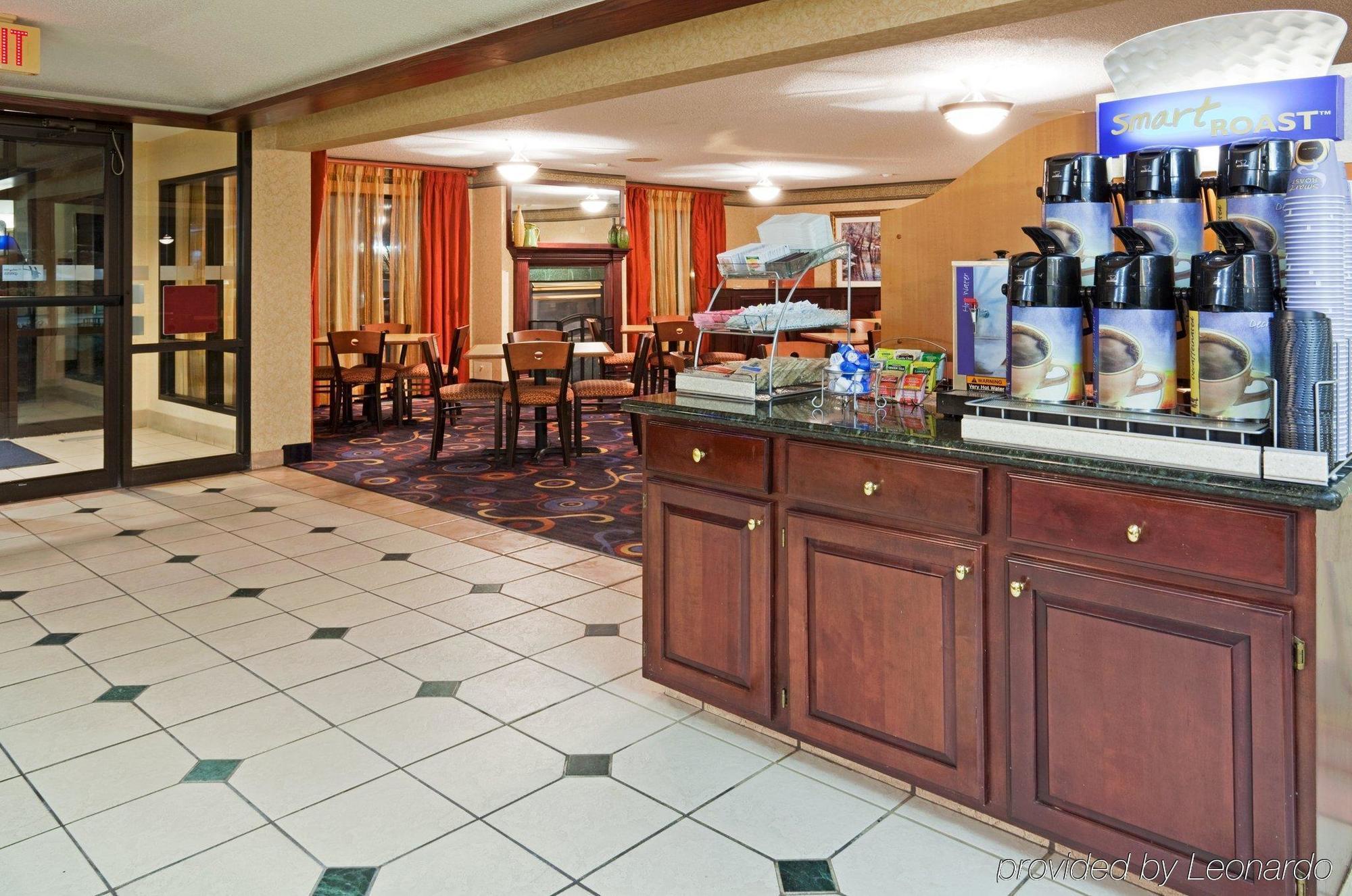 Holiday Inn Express Hotel & Suites Minneapolis-Golden Valley By Ihg St. Louis Park Restoran fotoğraf