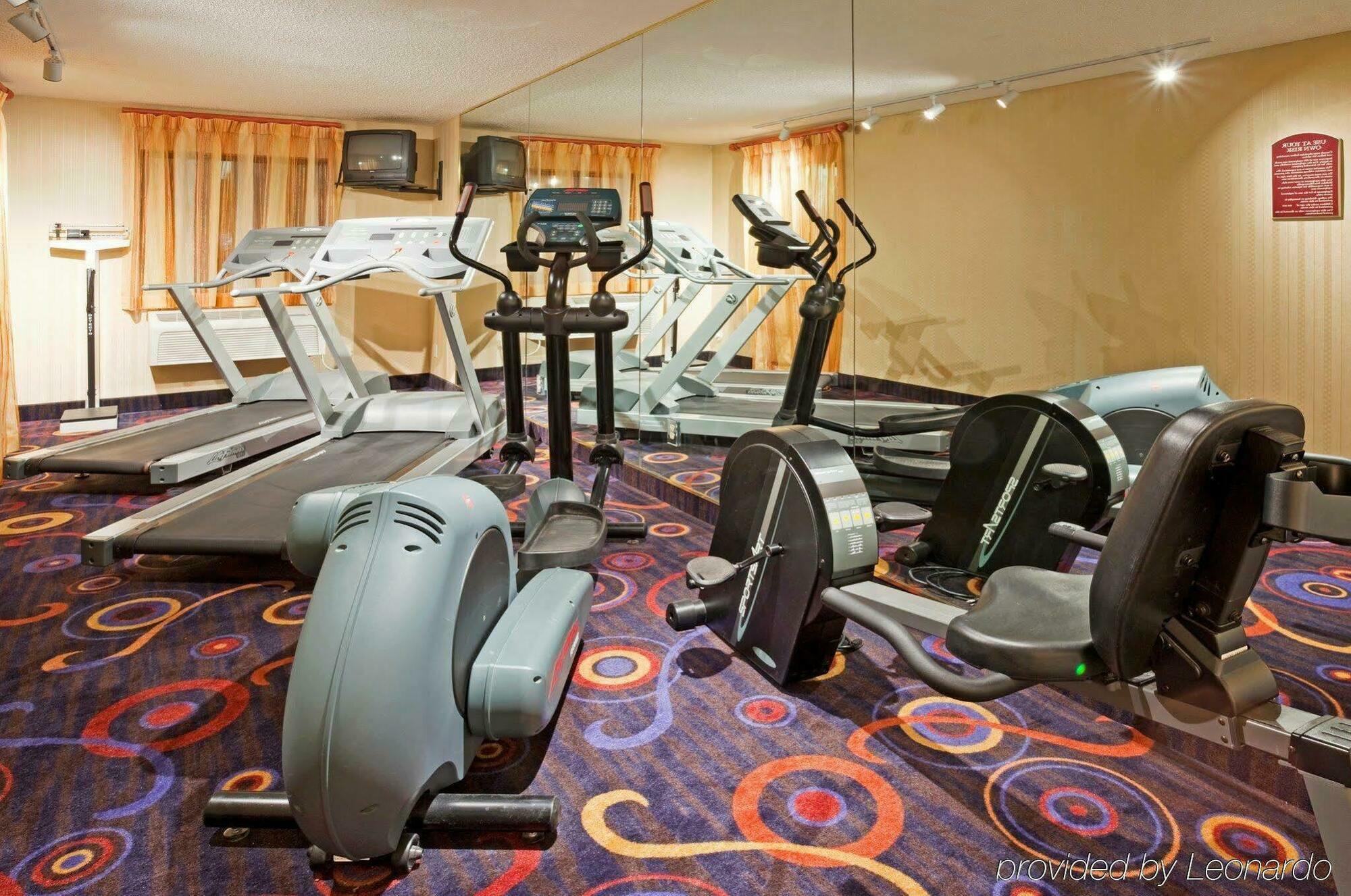 Holiday Inn Express Hotel & Suites Minneapolis-Golden Valley By Ihg St. Louis Park Konforlar fotoğraf